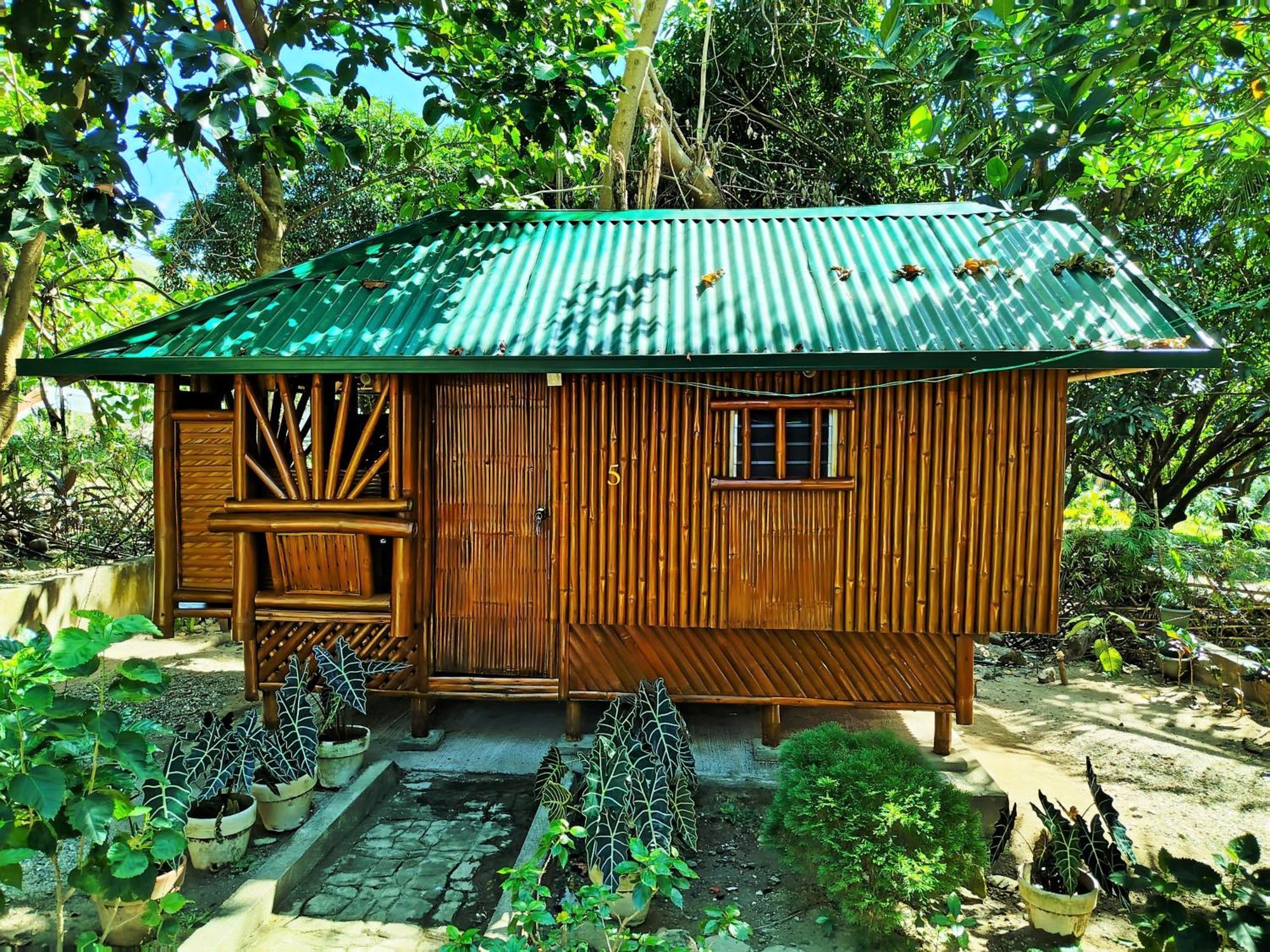 Rea'S Bamboo Resort Gabaldon Δωμάτιο φωτογραφία