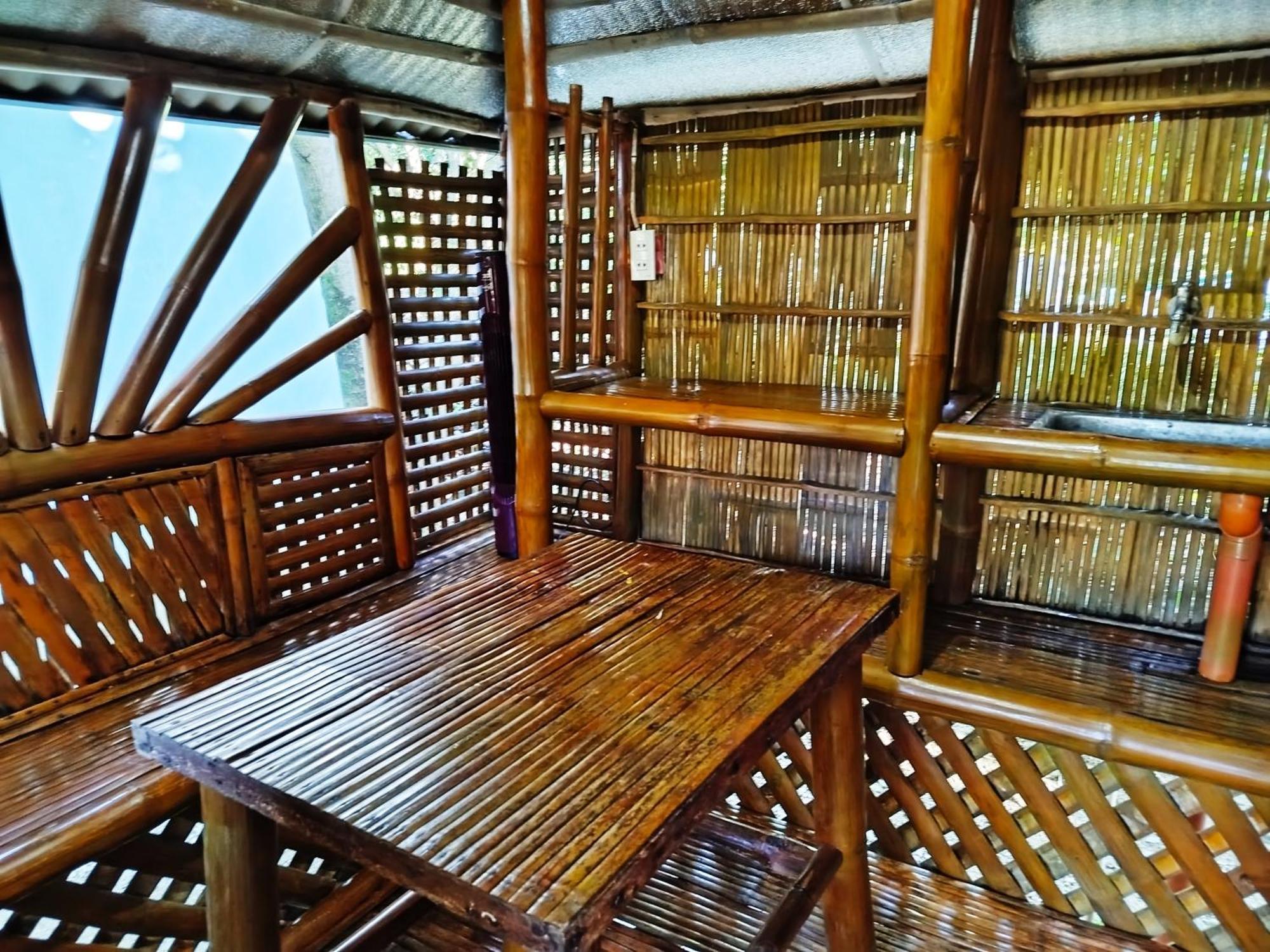Rea'S Bamboo Resort Gabaldon Δωμάτιο φωτογραφία